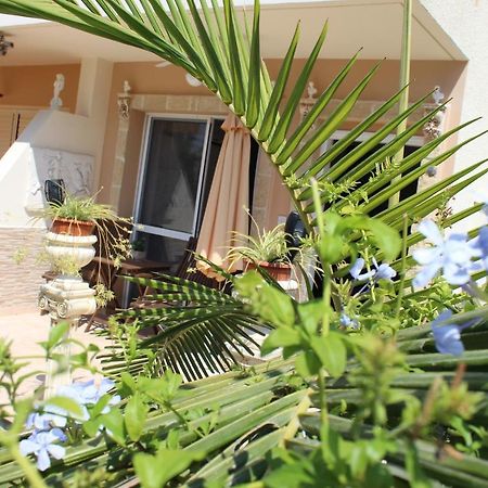 Ivoton Home Paphos Esterno foto