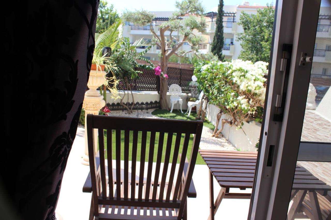 Ivoton Home Paphos Esterno foto