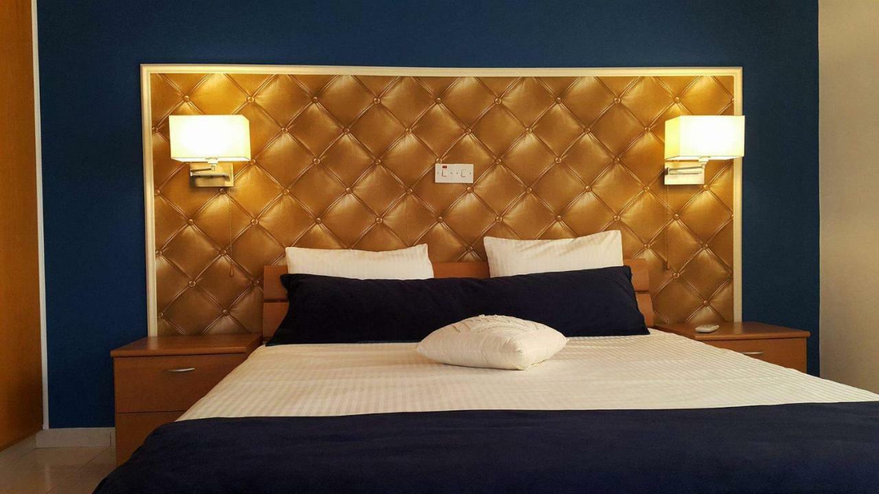 Ivoton Home Paphos Esterno foto