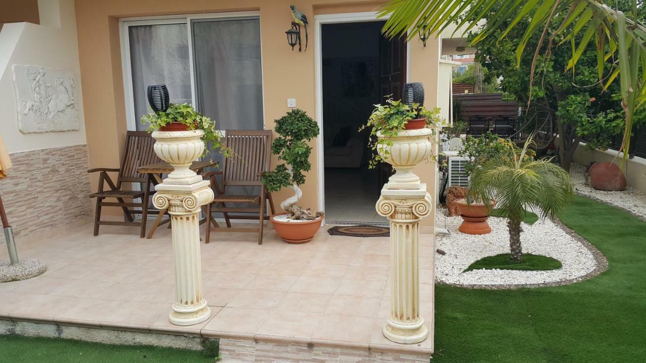 Ivoton Home Paphos Esterno foto